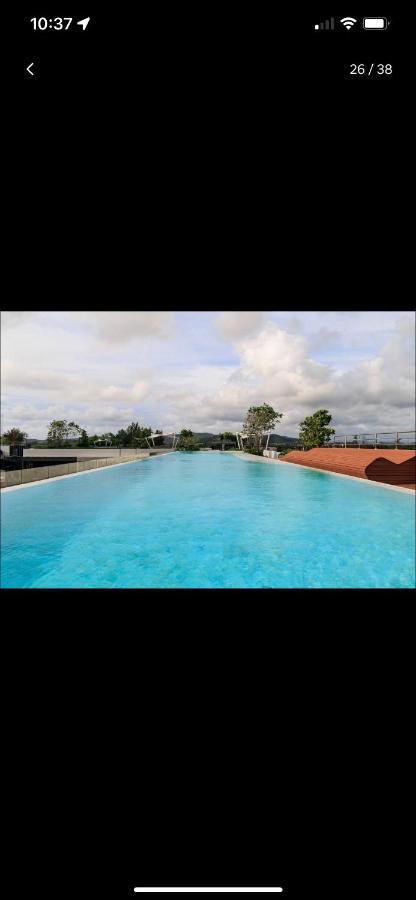 Appartement Laguna Skypark вид на гольф поле 2 спальни 2 санузла 6 этаж три 25 метровых бассейна на крыше 600 м бит интернет